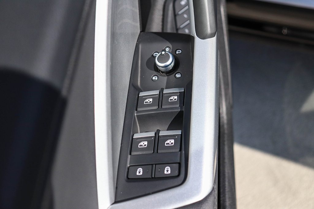 Thumbnail: 2025 Audi Q3 - 31