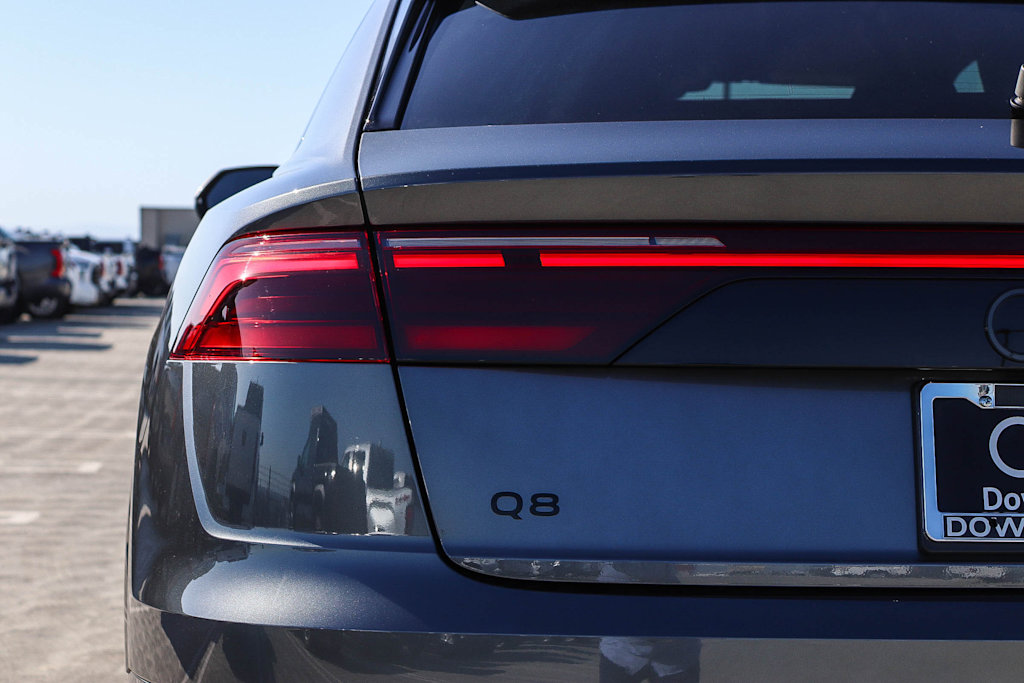 Thumbnail: 2026 Audi Q8 - 23