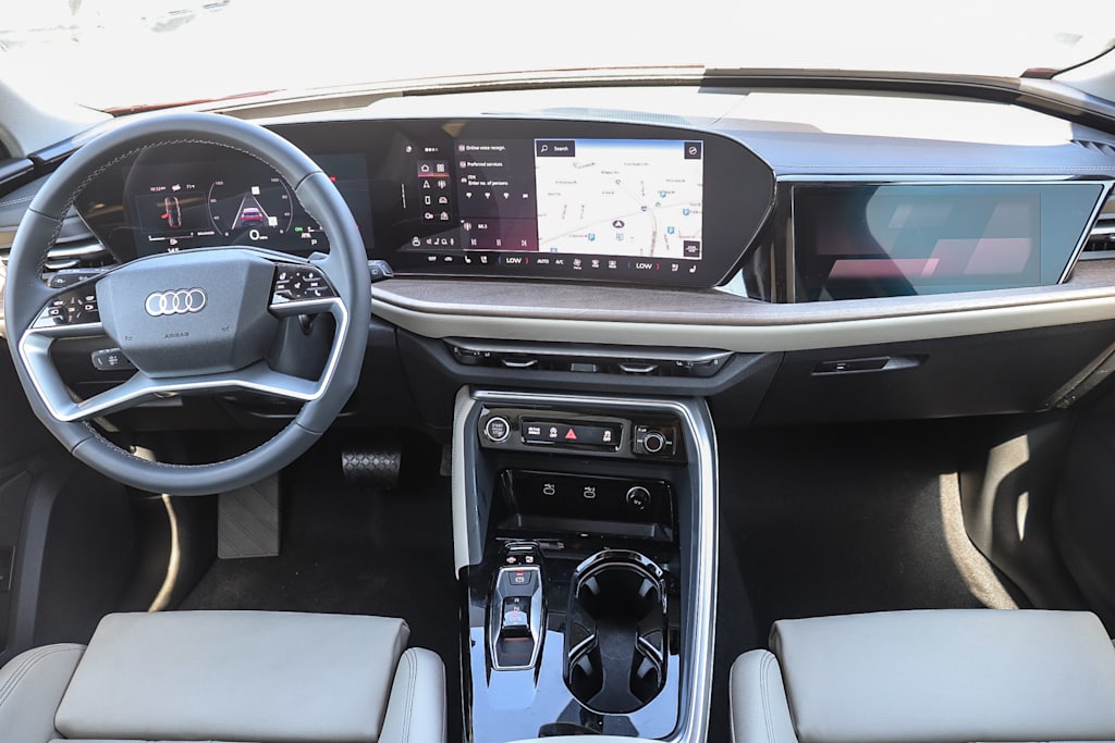 Thumbnail: 2025 Audi Q5 - 2