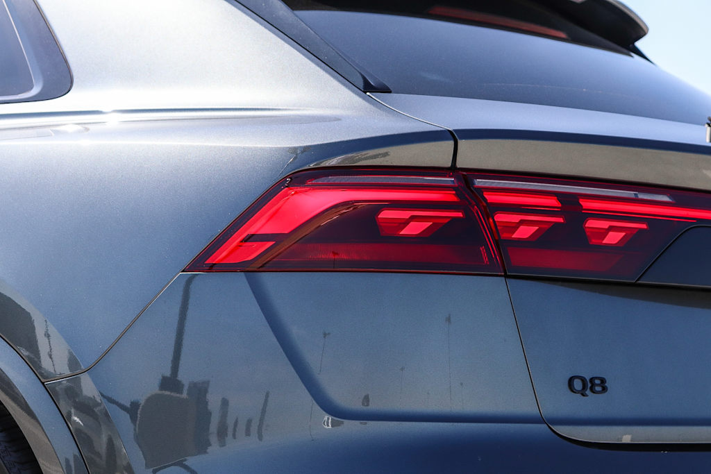Thumbnail: 2026 Audi Q8 - 23