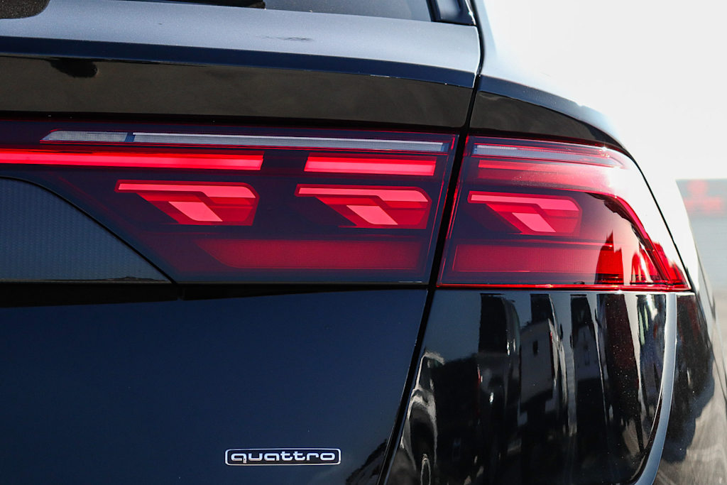 Thumbnail: 2026 Audi Q8 - 23