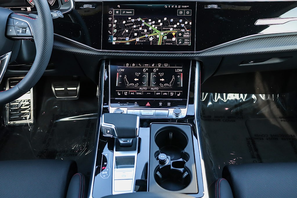 Thumbnail: 2026 Audi Q8 - 26