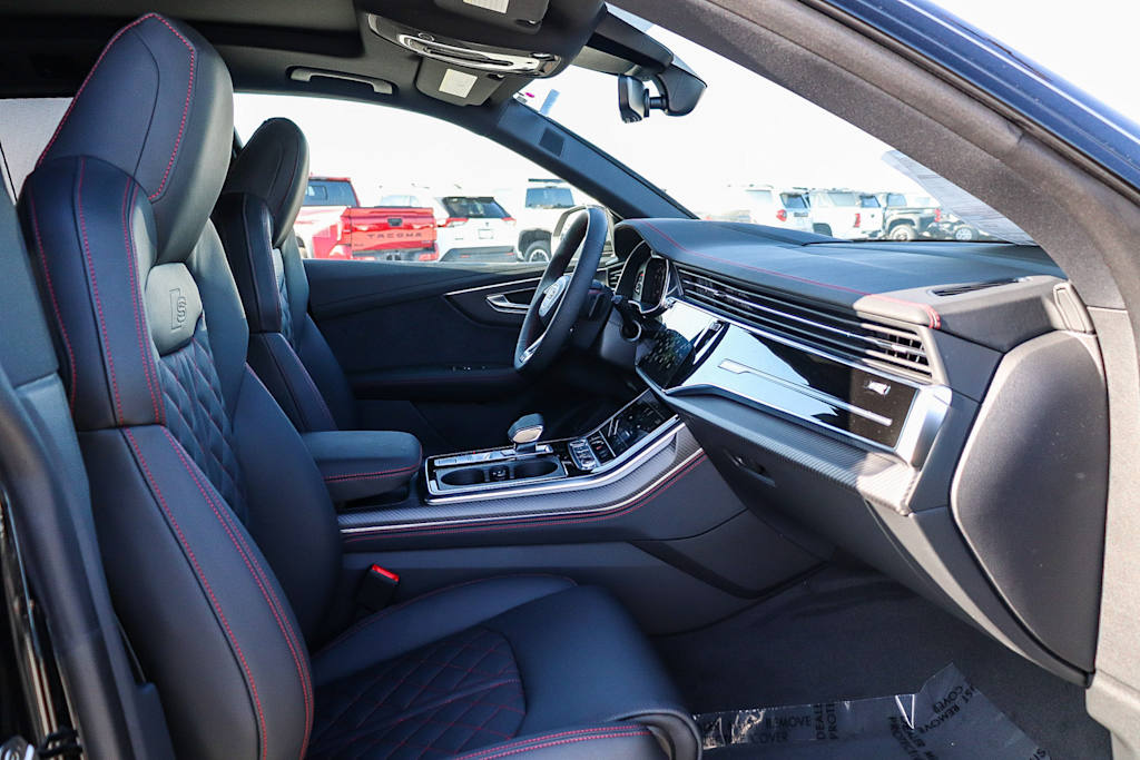 Thumbnail: 2026 Audi Q8 - 11