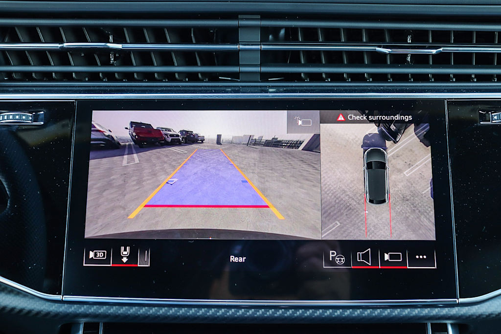 Thumbnail: 2026 Audi Q8 - 39