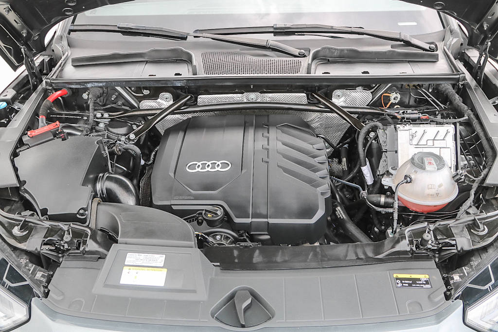 2022 Audi Q5 Premium 7