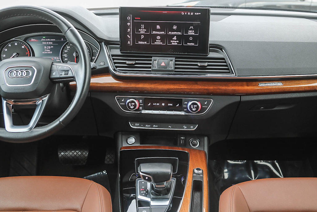 2022 Audi Q5 Premium 8