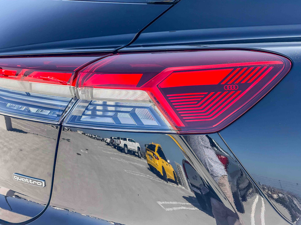 Thumbnail: 2023 Audi Q4 e-tron - 22
