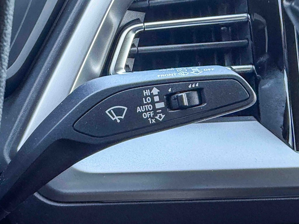Thumbnail: 2023 Audi Q4 e-tron - 12