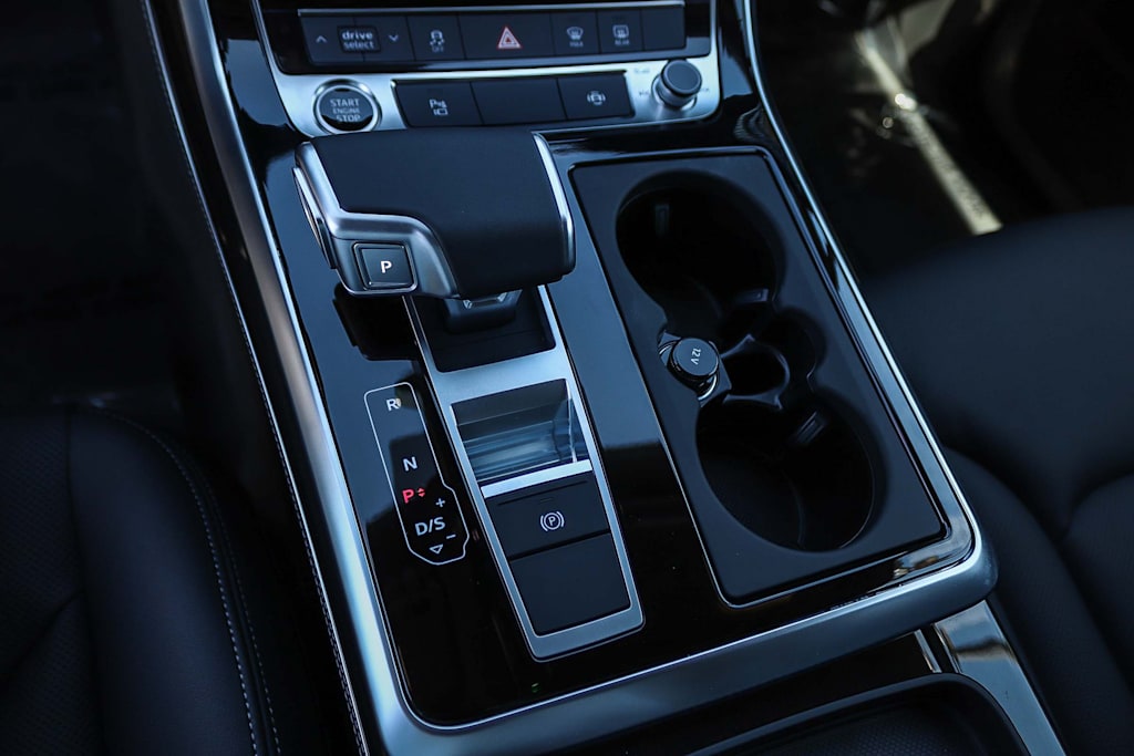 Thumbnail: 2026 Audi Q7 - 28