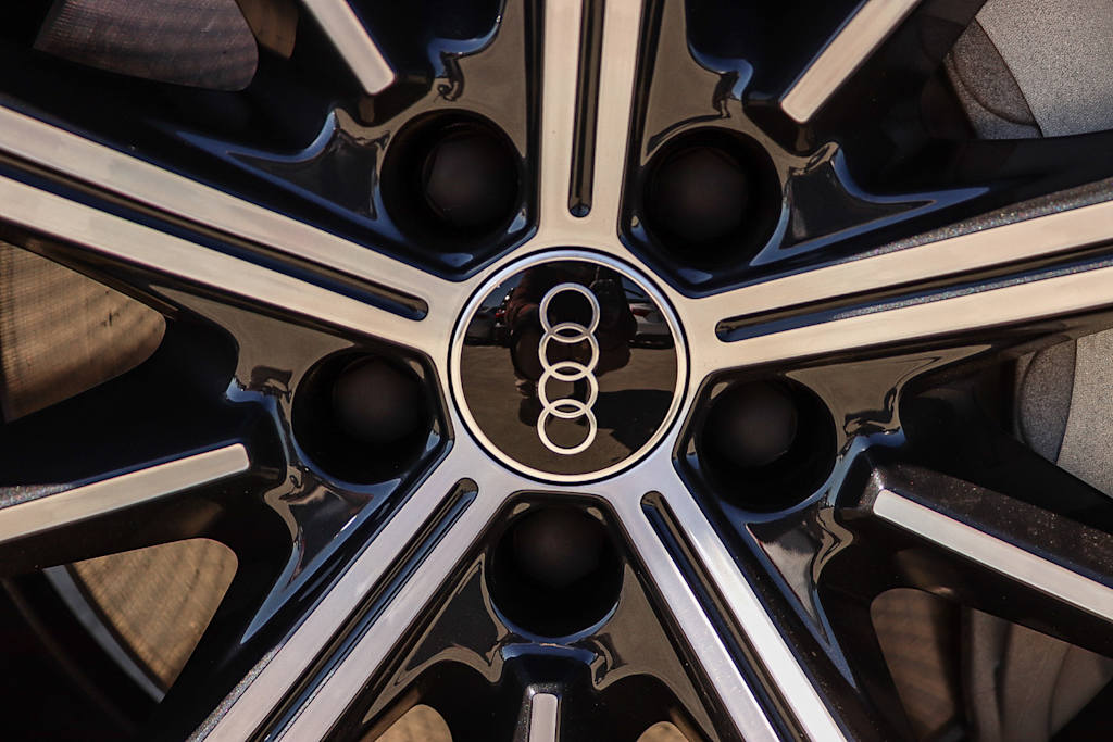 Thumbnail: 2026 Audi Q7 - 25