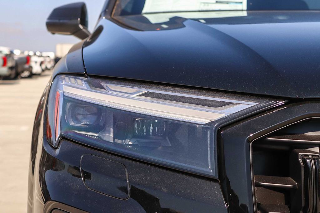 Thumbnail: 2026 Audi Q7 - 20