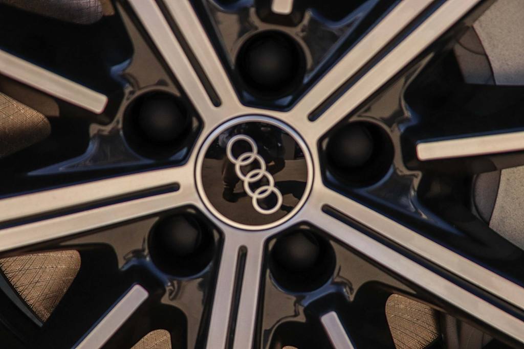 Thumbnail: 2026 Audi Q7 - 25