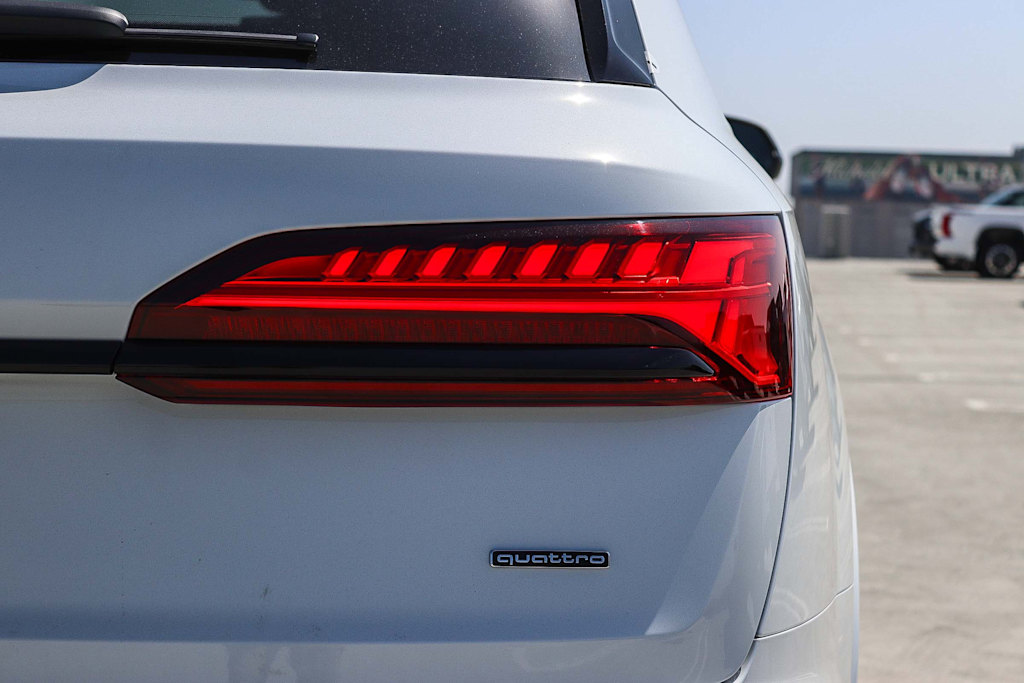 Thumbnail: 2026 Audi Q7 - 21