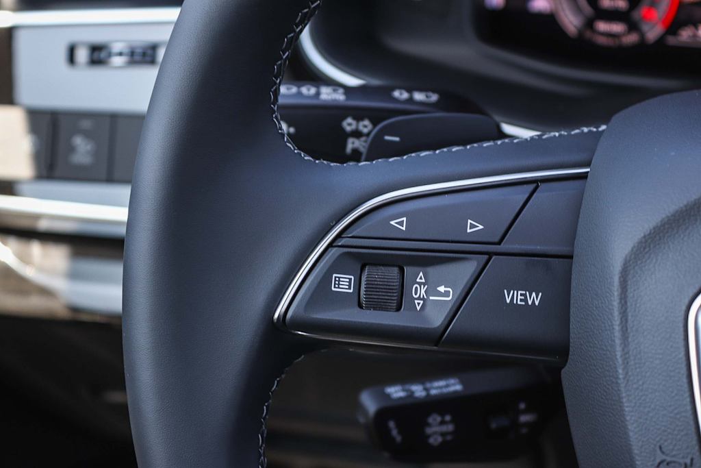 Thumbnail: 2026 Audi Q7 - 27