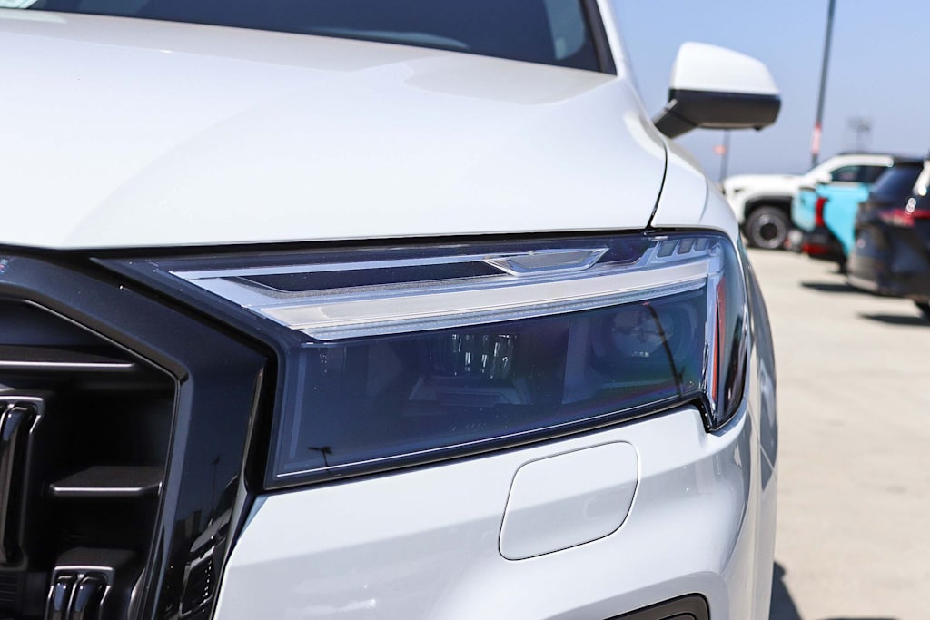 Thumbnail: 2026 Audi Q7 - 19