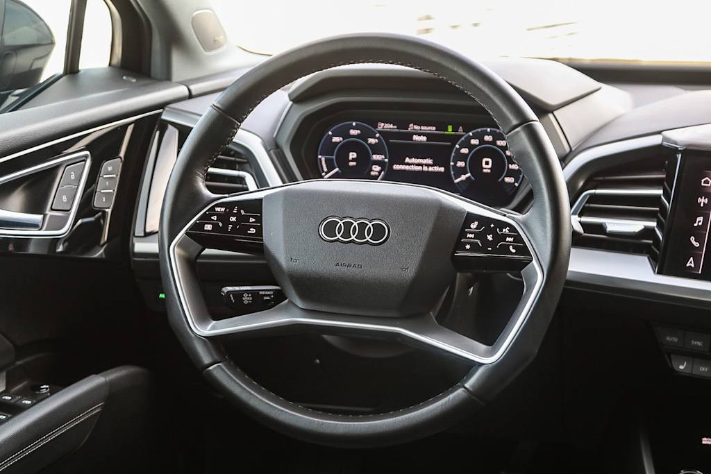 2024 Audi Q4 e-tron Premium Plus 12