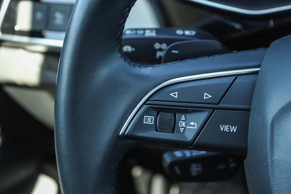 Thumbnail: 2022 Audi Q7 - 25