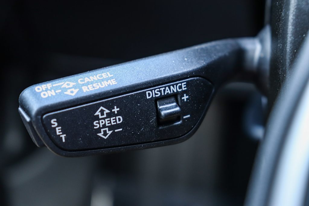 Thumbnail: 2023 Audi Q4 e-tron - 35