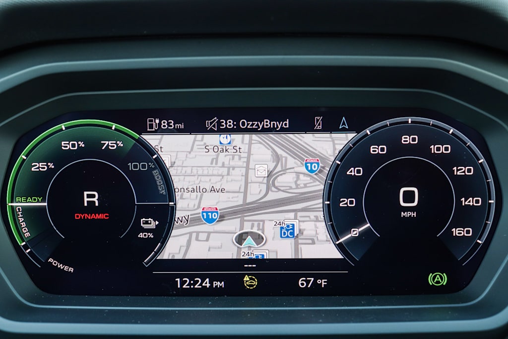 Thumbnail: 2023 Audi Q4 e-tron - 37