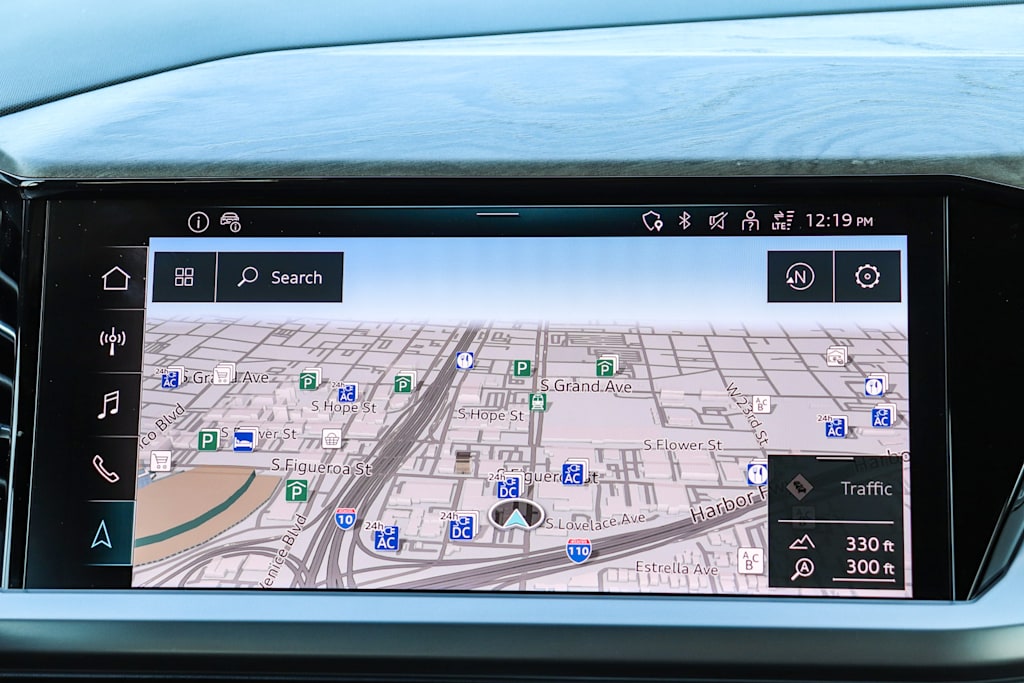 Thumbnail: 2023 Audi Q4 e-tron - 26