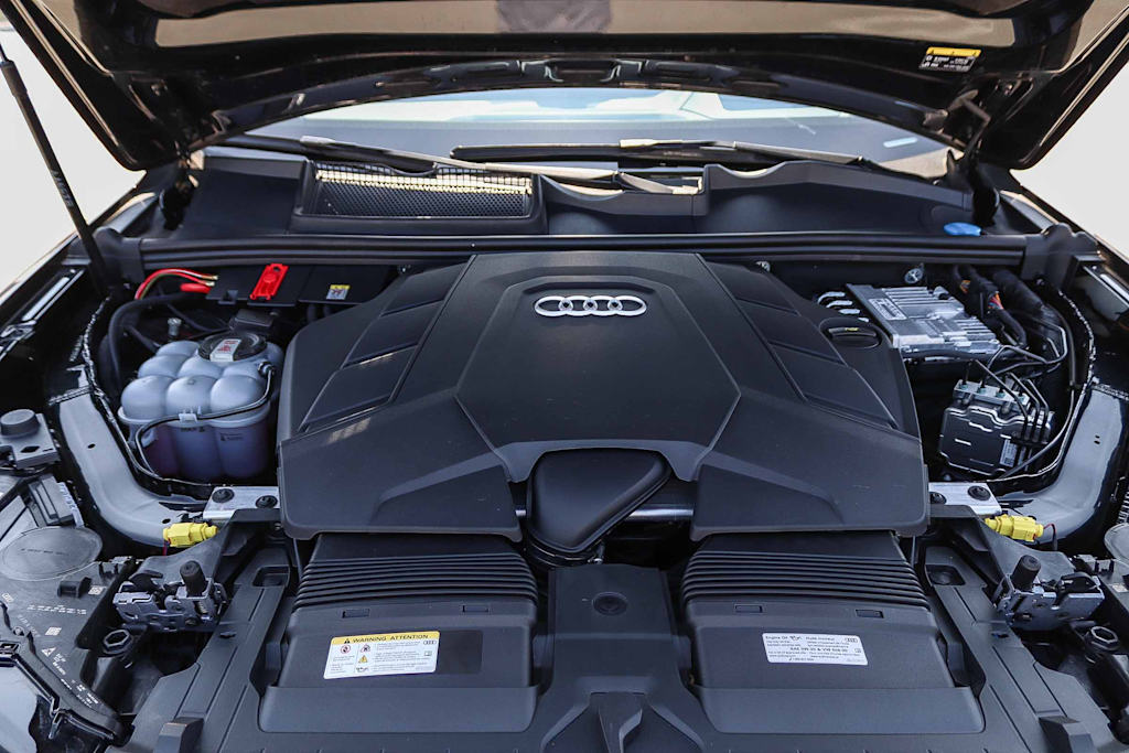 Thumbnail: 2023 Audi Q7 - 8