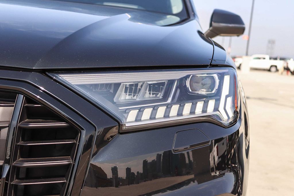 Thumbnail: 2023 Audi Q7 - 20
