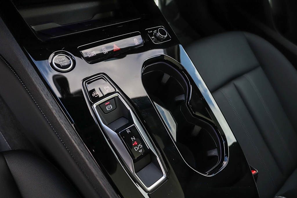 Thumbnail: 2025 Audi A5 - 14