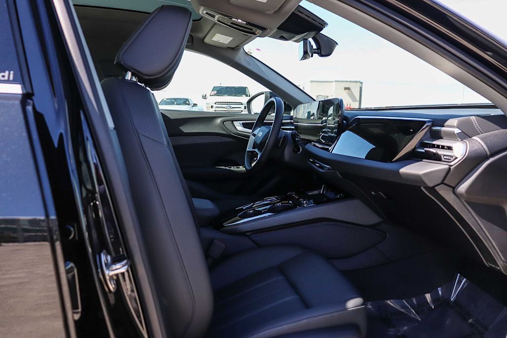 Thumbnail: 2025 Audi A5 - 10