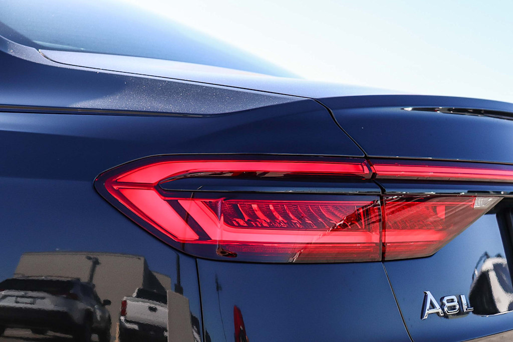 Thumbnail: 2021 Audi A8 - 23