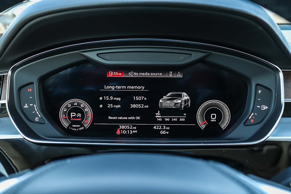 Thumbnail: 2021 Audi A8 - 15