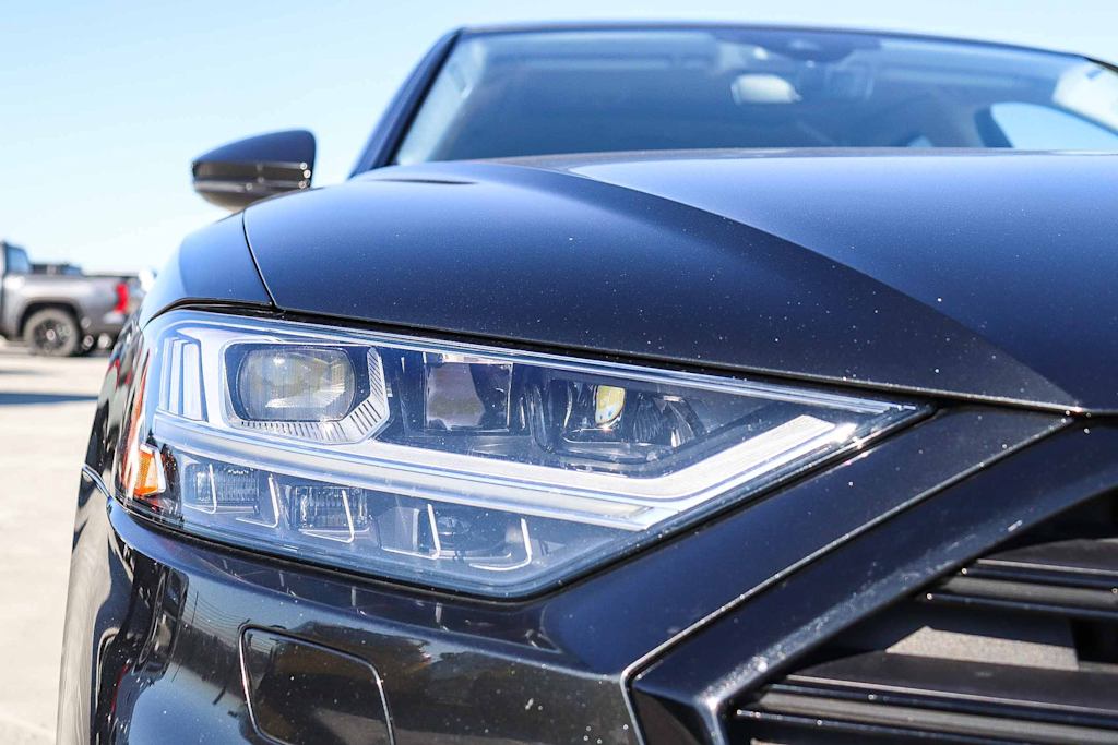 Thumbnail: 2021 Audi A8 - 20