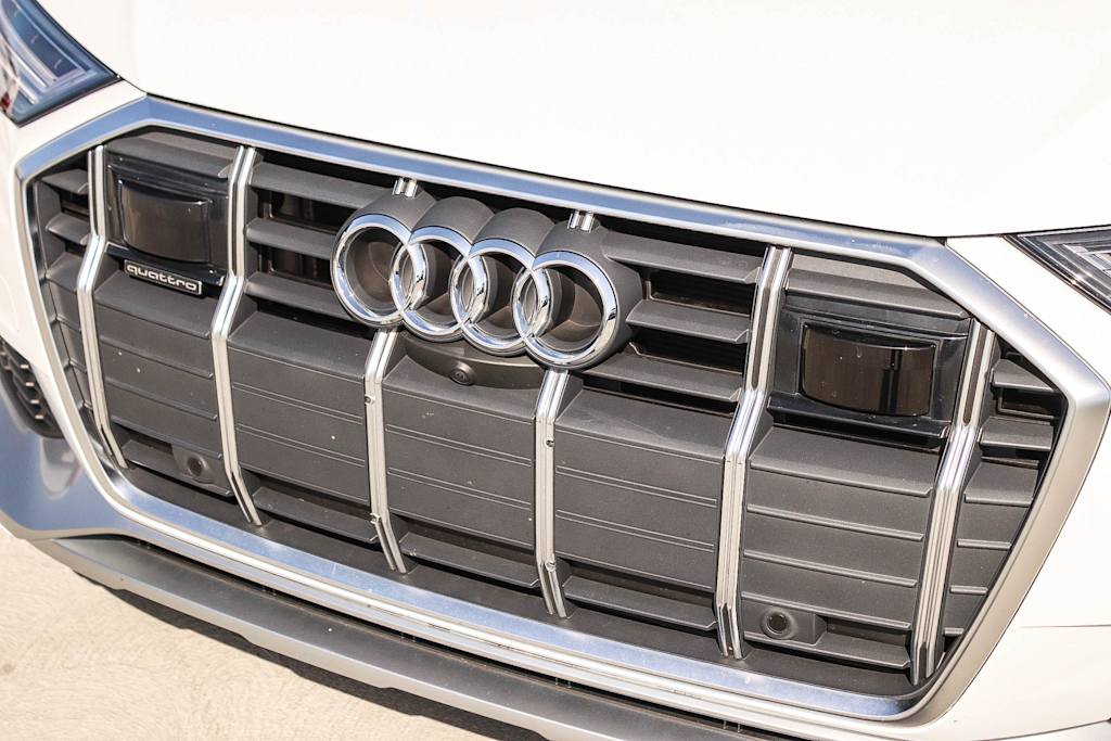 Thumbnail: 2023 Audi A6 - 6