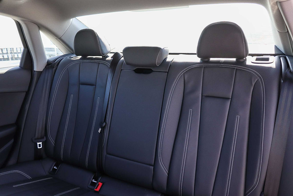 Thumbnail: 2023 Audi A4 - 12