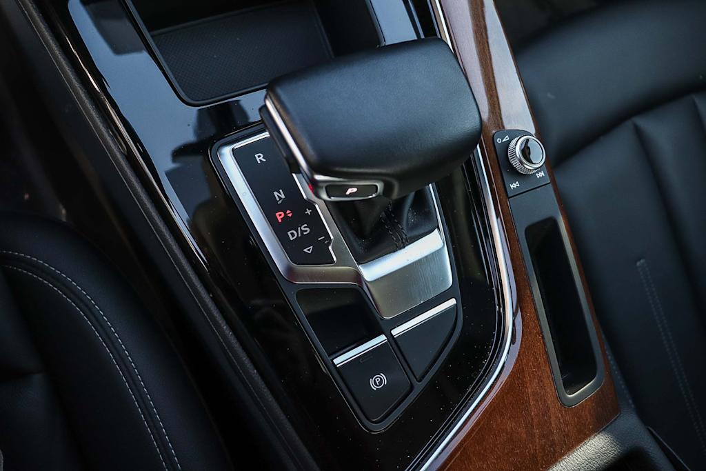 Thumbnail: 2023 Audi A4 - 14