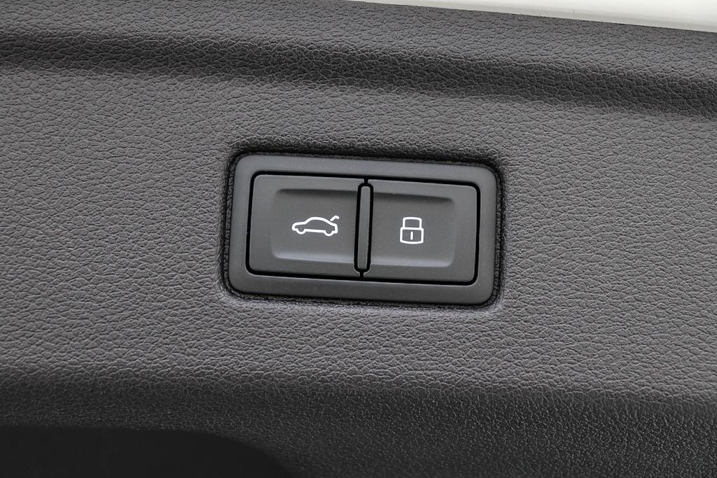 Thumbnail: 2024 Audi A5 - 40