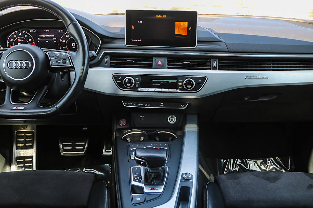 2019 Audi S4 Premium Plus 8