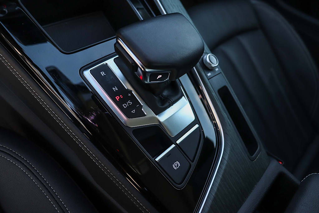 Thumbnail: 2023 Audi A4 - 14