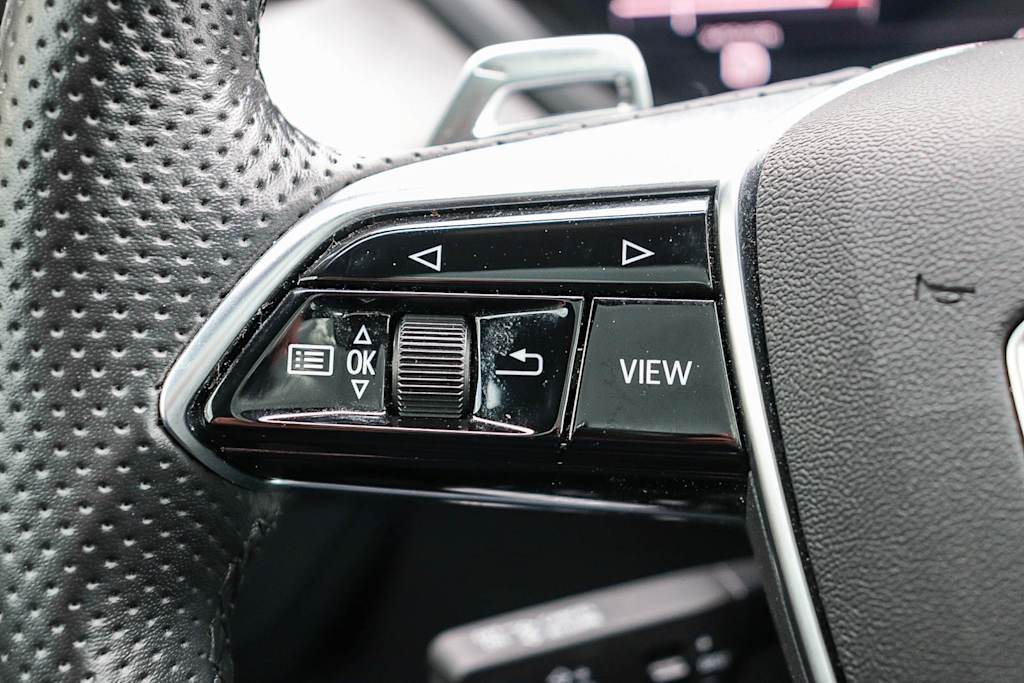 Thumbnail: 2022 Audi e-tron GT - 37