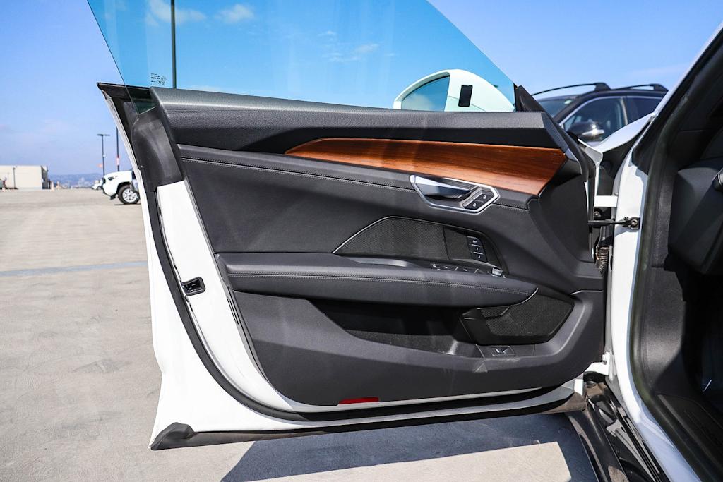 Thumbnail: 2022 Audi e-tron GT - 30