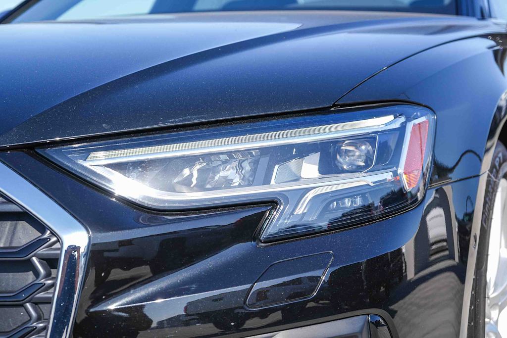 Thumbnail: 2025 Audi A8 - 20