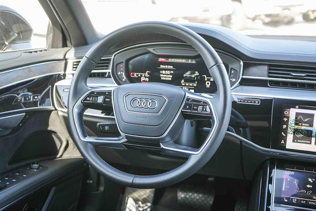 Thumbnail: 2025 Audi A8 - 13