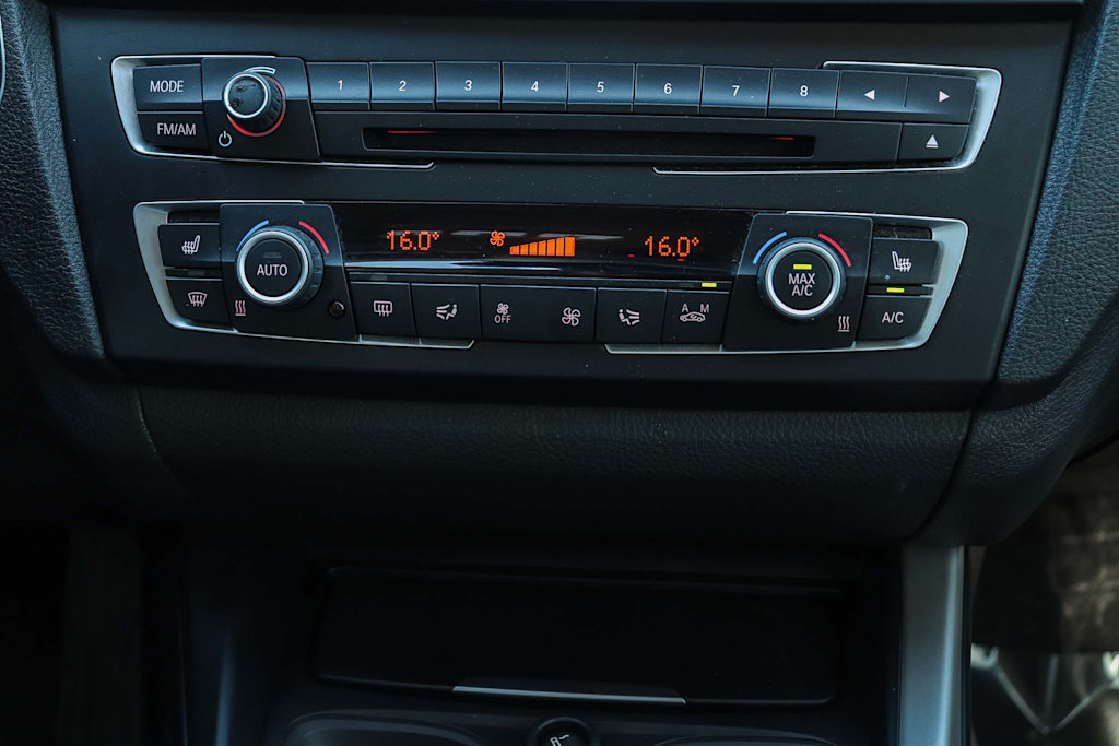 Thumbnail: 2015 BMW 2 Series - 27