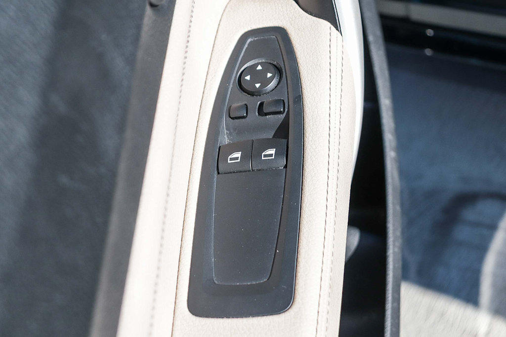 Thumbnail: 2015 BMW 2 Series - 33