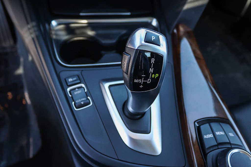 Thumbnail: 2015 BMW 3 Series - 29