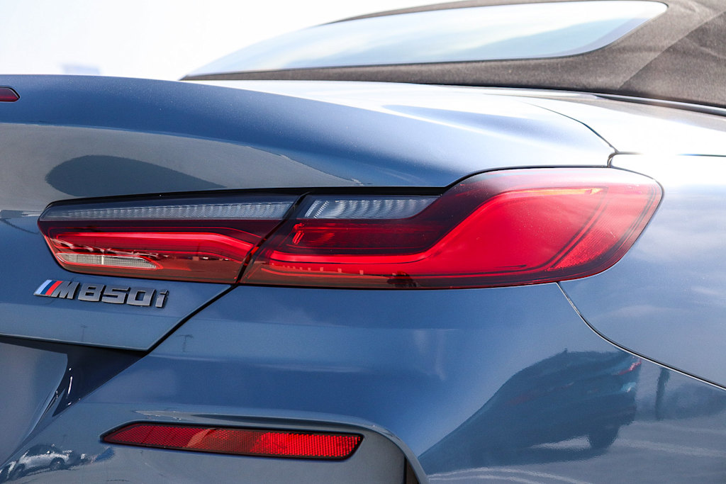 Thumbnail: 2022 BMW 8 Series - 22
