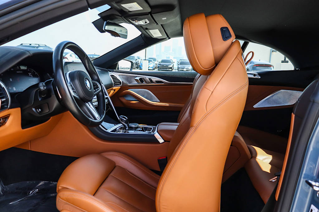 Thumbnail: 2022 BMW 8 Series - 11