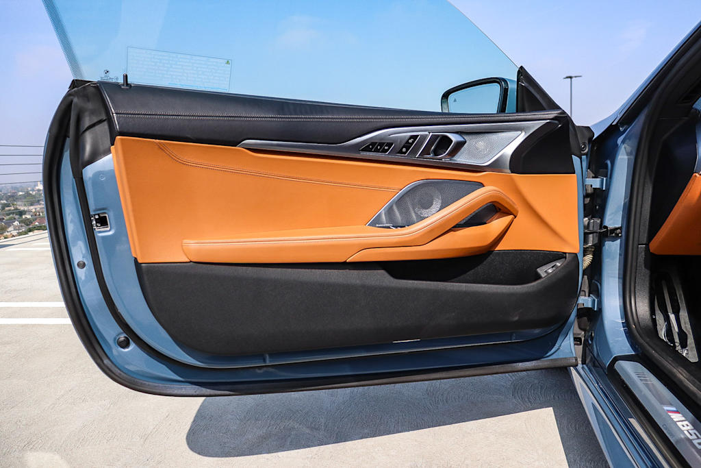 Thumbnail: 2022 BMW 8 Series - 31