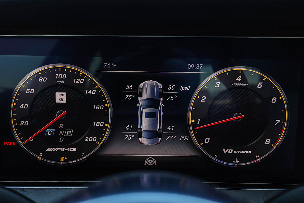 Thumbnail: 2019 Mercedes-Benz E-Class - 31