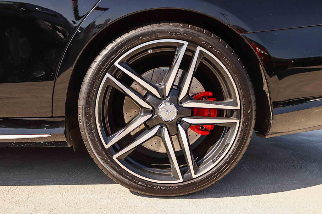 Thumbnail: 2019 Mercedes-Benz E-Class - 7