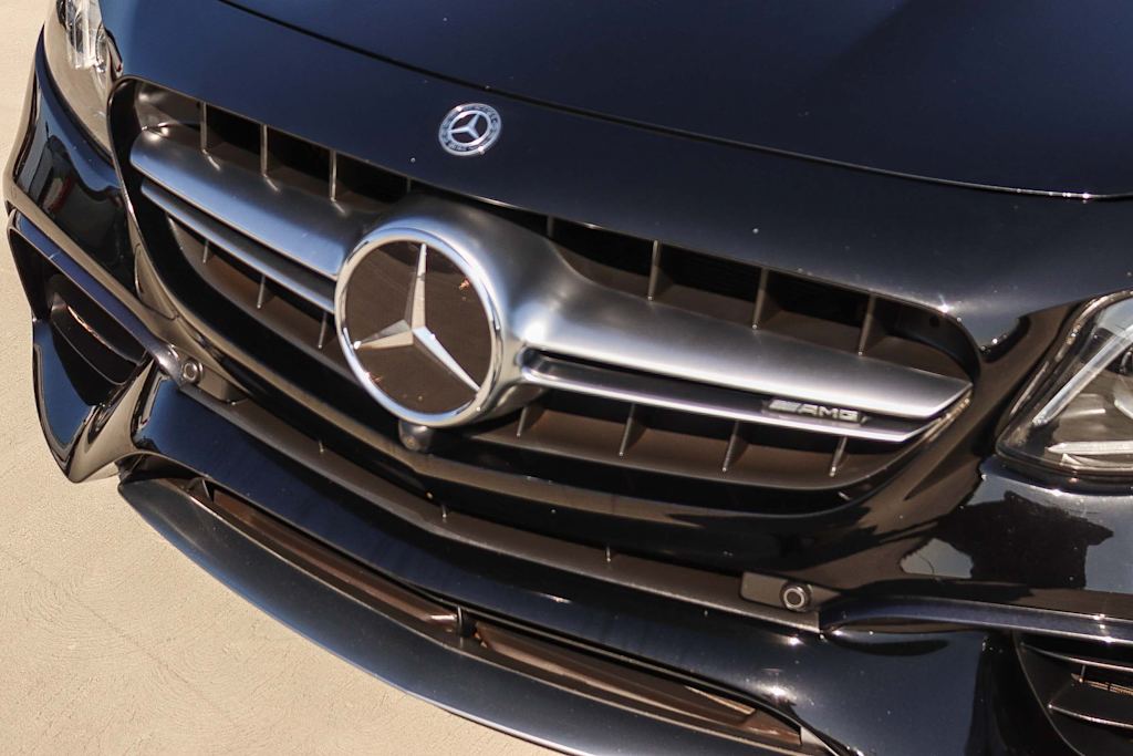 Thumbnail: 2019 Mercedes-Benz E-Class - 6